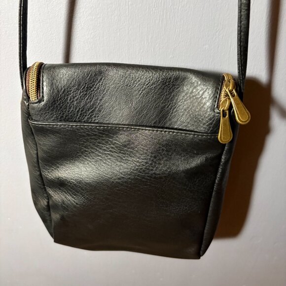 Echo Black Crossbody Bag Zip Top Minimalist Everyday Purse - Picture 5 of 6
